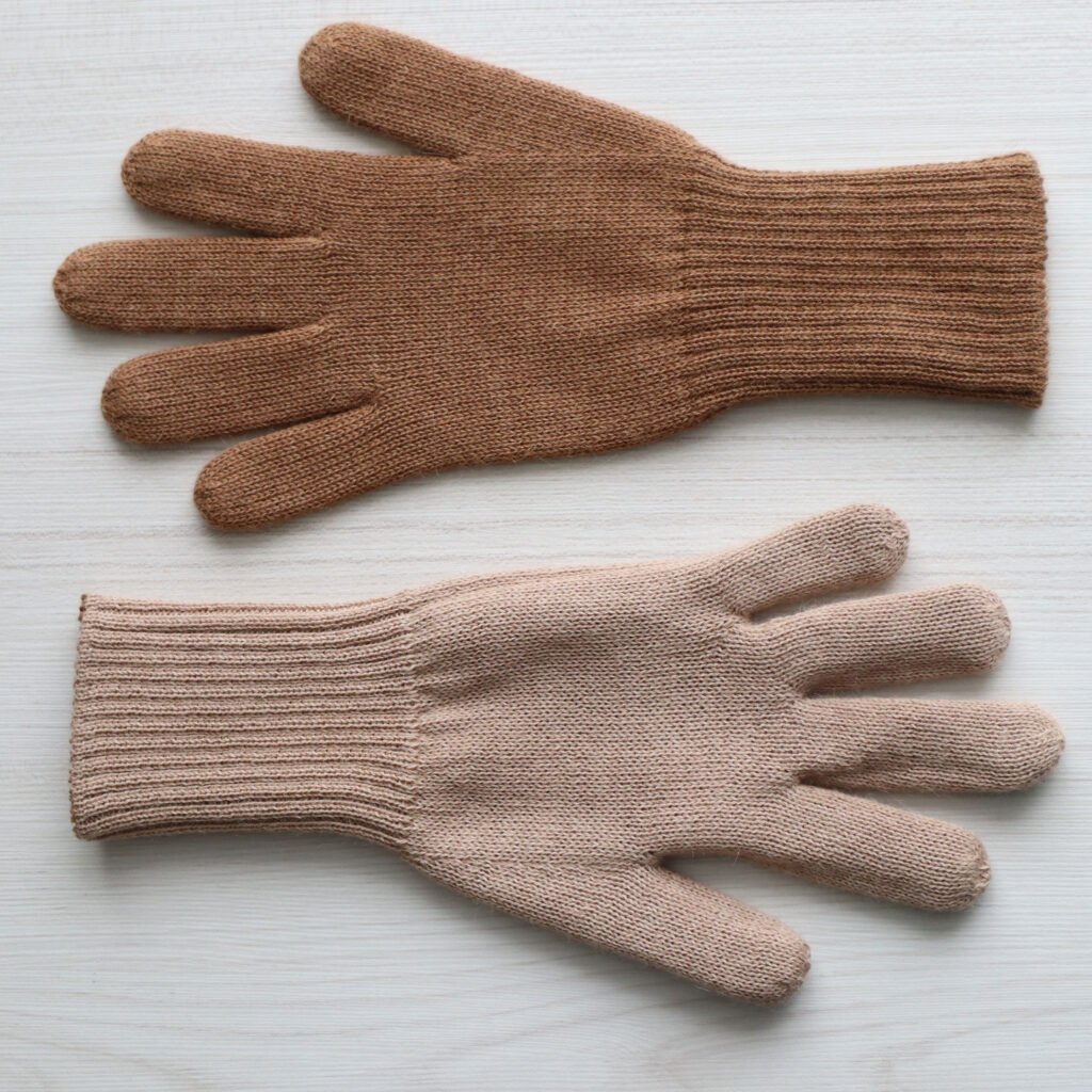 PFL knitwear gloves, baby alpaca reversible, two colors double knitted