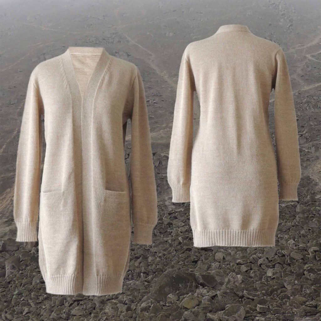 01-2101-NN PFL knitwear wholesaleWomen's cardigan 100% baby alpaca open front model.