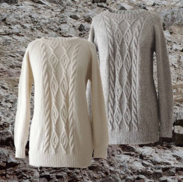 21-2105-NN PFL knitwear wholesale sweater hand knitted with cable pattern.