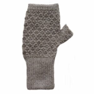 22-4007-NN pfl knitwear manufacturer wholesale Wrist warmers hand knitted, with honeycomb pattern, baby alpaca.