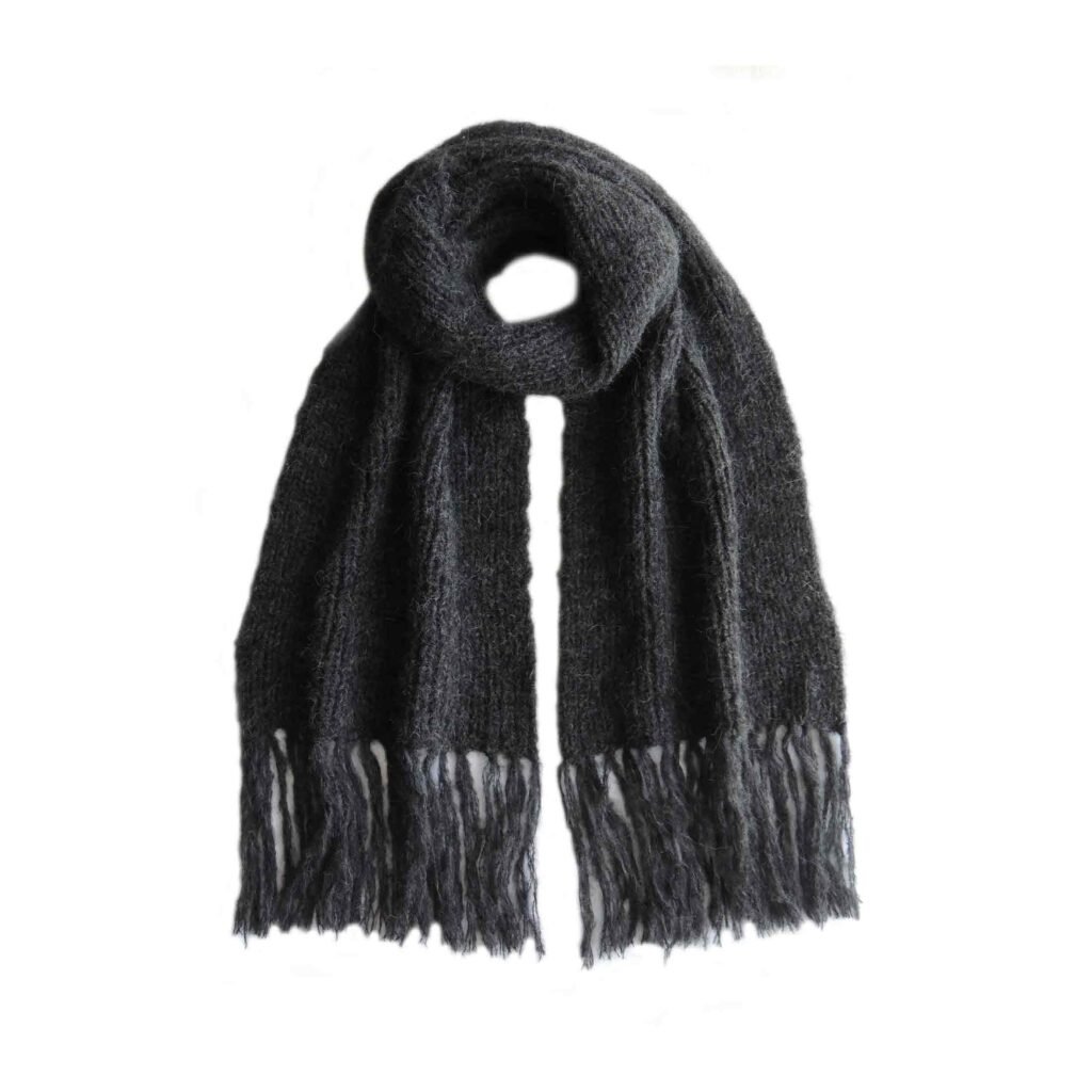 11-2088-NN pfl knitwear wholesale manufacturer scarf rib knitted in a soft alpaca blend with long fringes.