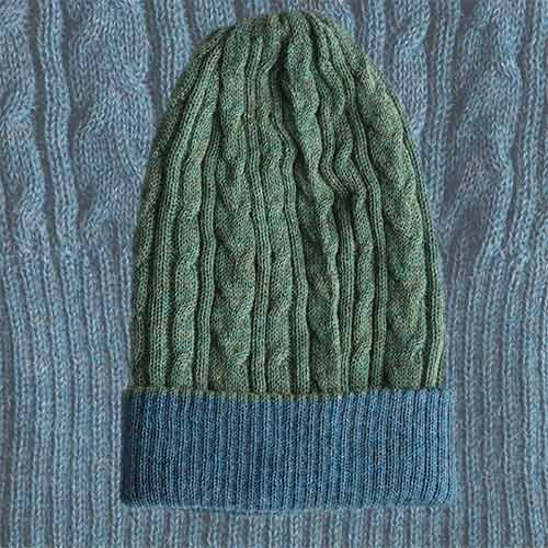 PFL-31-2032 Beanie / hat reversible baby alpaca with cable pattern.