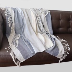22-9104-01 pfl knitwear wholesale manufacturerBlanket / throw baby alpaca hand woven soft natural throw.
